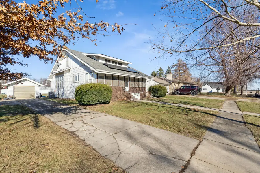 407 2nd Street Se, State Center, IA 50247 - #3