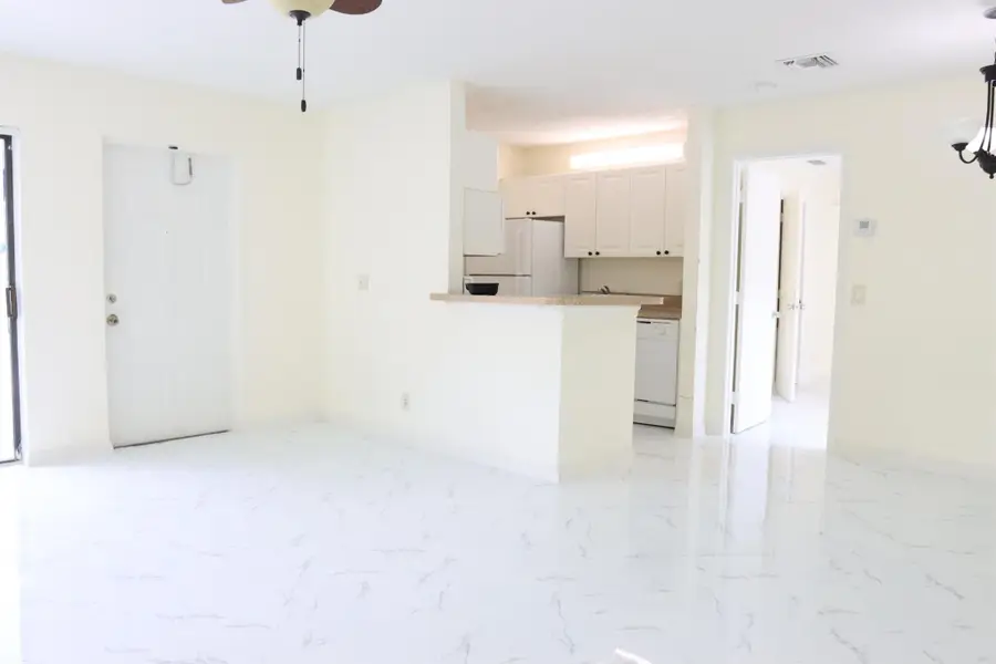 20 Crossings Circle #B, Boynton Beach, FL 33435 - Image #3