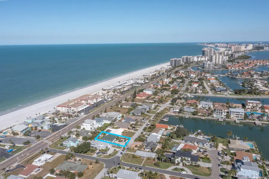 2710 Hibiscus Dr W, Belleair Beach, FL 33786 - #2