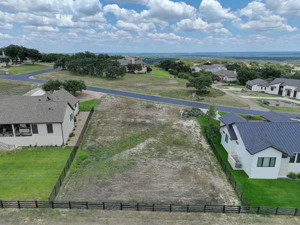 1409 Majestic Hills Blvd, Spicewood, TX 78669