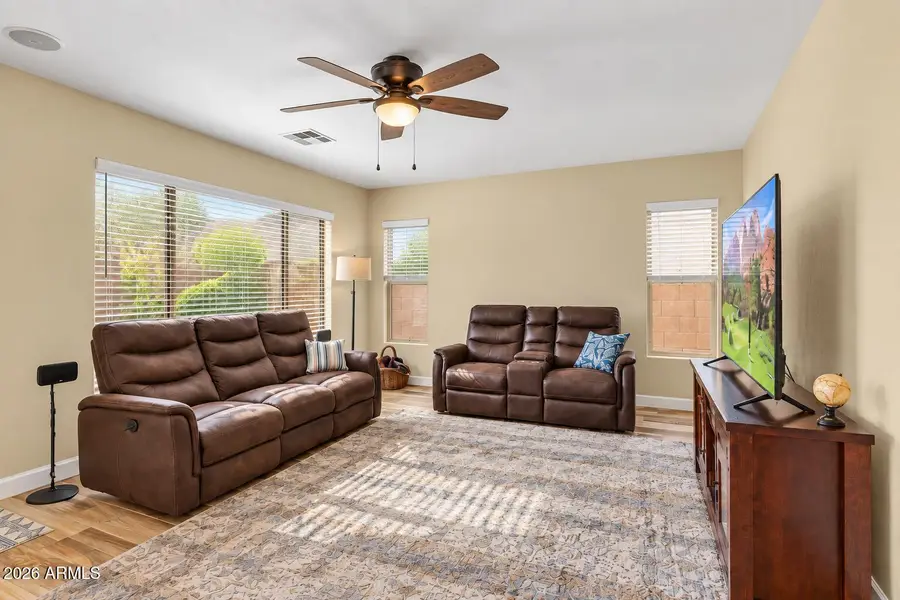 2329 W Barwick Dr Drive, Phoenix, AZ 85085 - #3