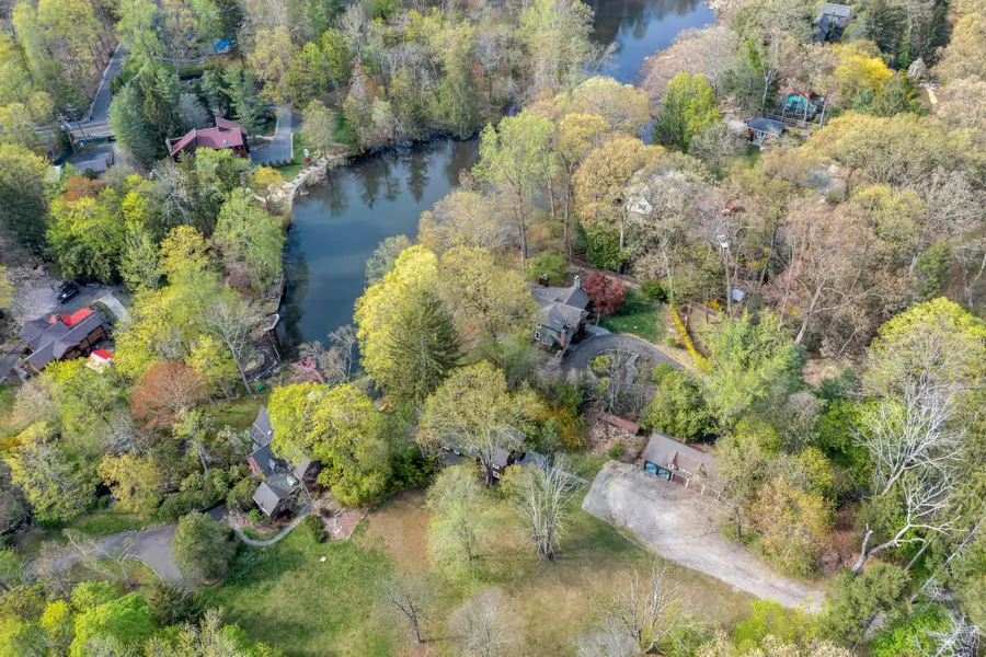 17 Hillside Avenue, Upper Saddle River, NJ 07458 - Image #2