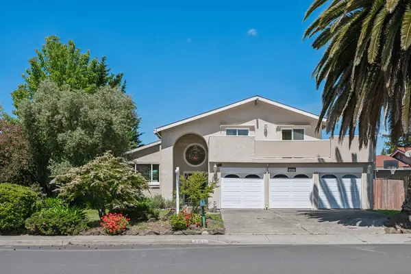 4987 Fern Place, Rohnert Park, CA 94928