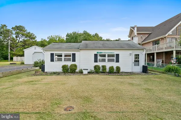 6591 Long Beach Drive, Saint Leonard, MD 20685
