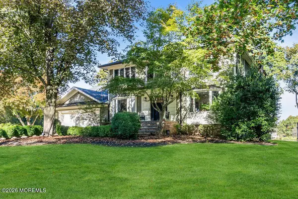 17 Woods End Road, Colts Neck, NJ 07722