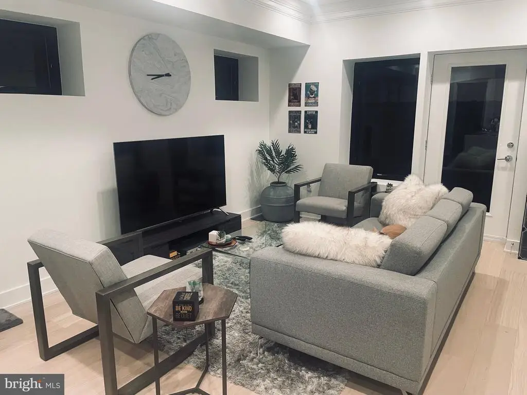 2642 39th Street NW , 2, Washington, DC 20007 - Image #1