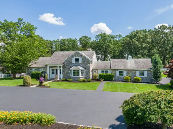 558 Brownsville Rd, SINKING SPRING, PA 19608