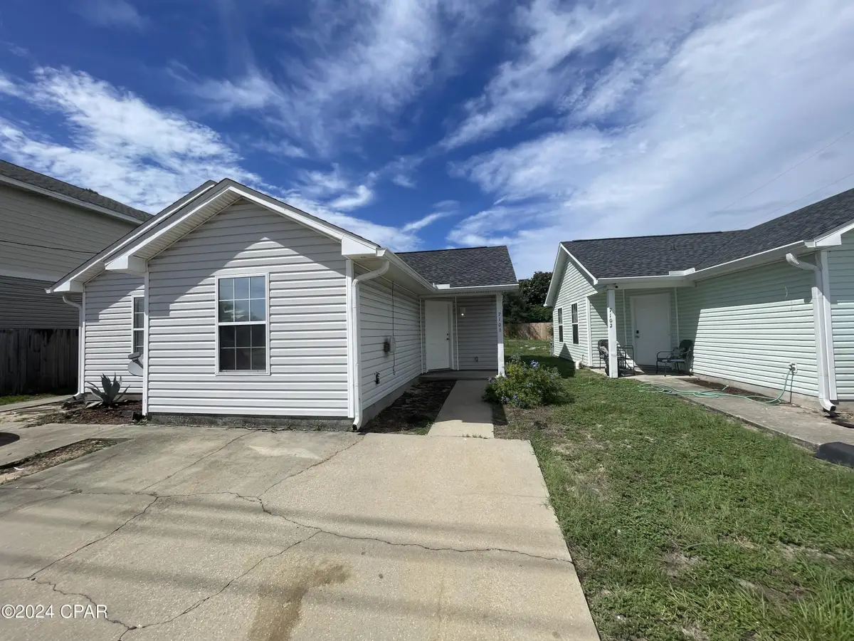 7106 N Lagoon Drive, Panama City, FL 32408 - Image #1