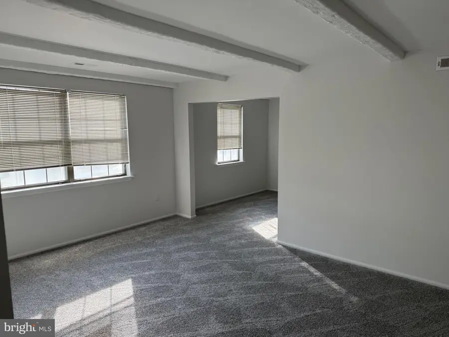 10 Robert Treat Paine, Blackwood, NJ 08012 - #3