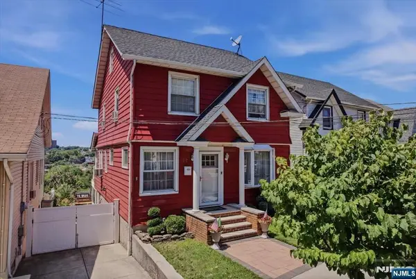 77 William Street, Kearny, NJ 07032