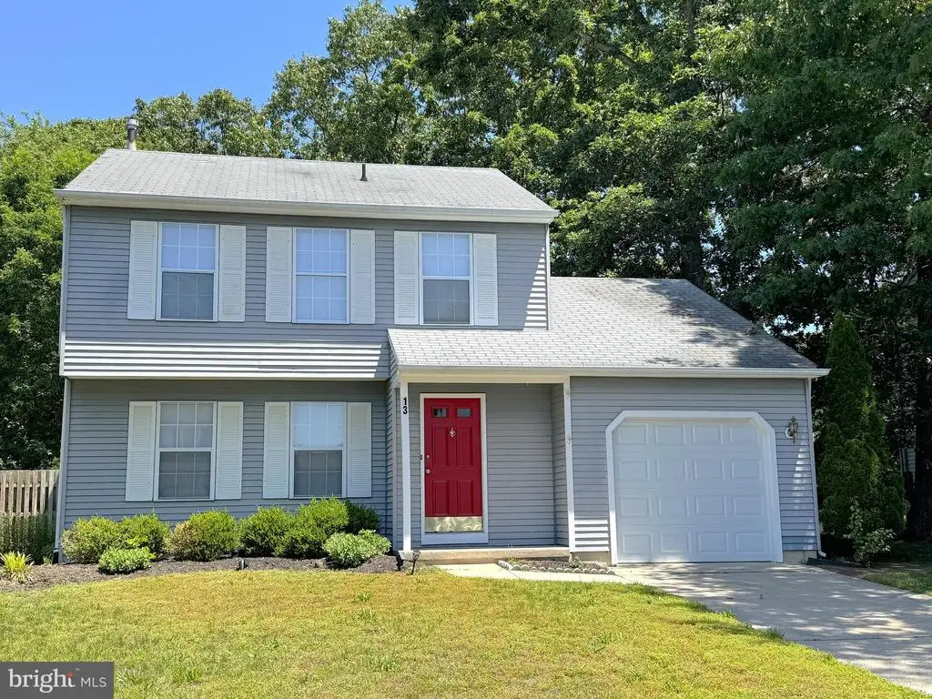 13 Brearly Dr, Sicklerville, NJ 08081 - #1