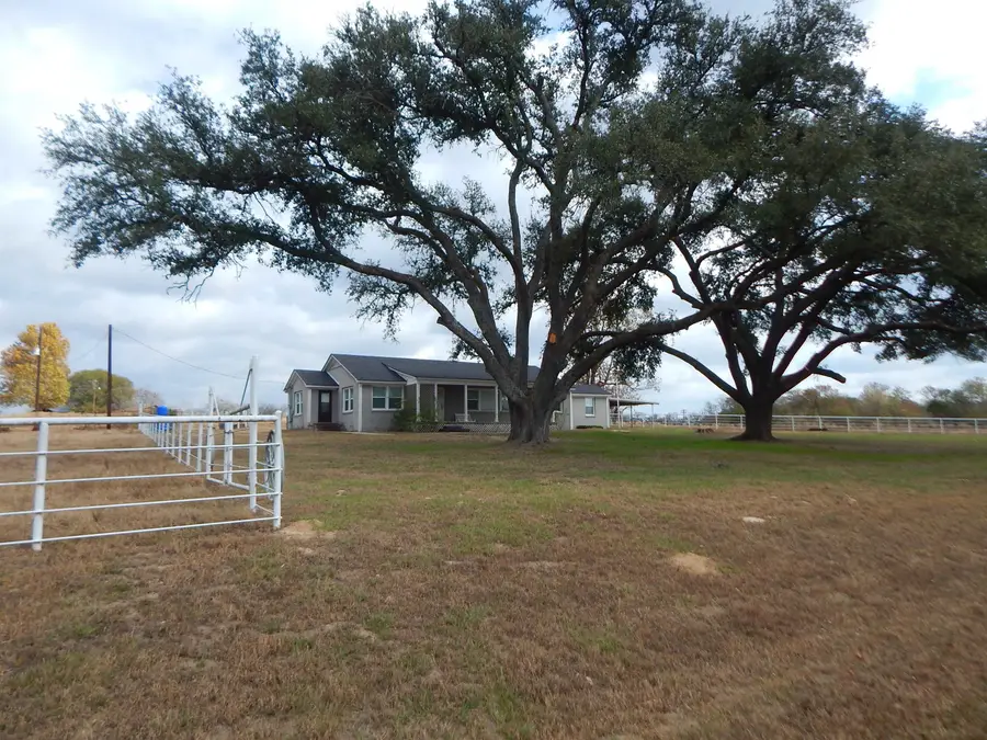 5056 FM 852, Gilmer, TX 75644 - Image #2