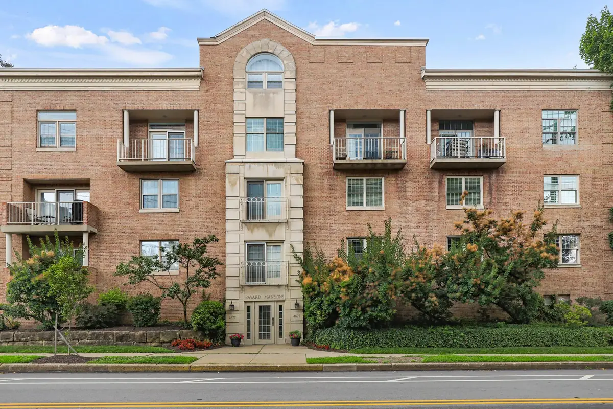 4677 Bayard St #204, Pittsburgh, PA 15213 - #1