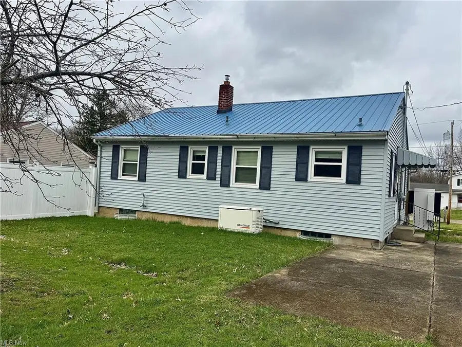 2173 Clearview Drive, Warren, OH 44483 - #2