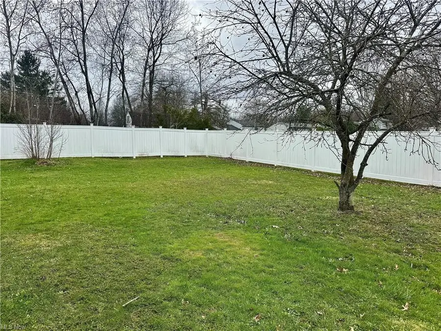 2173 Clearview Drive, Warren, OH 44483 - #3