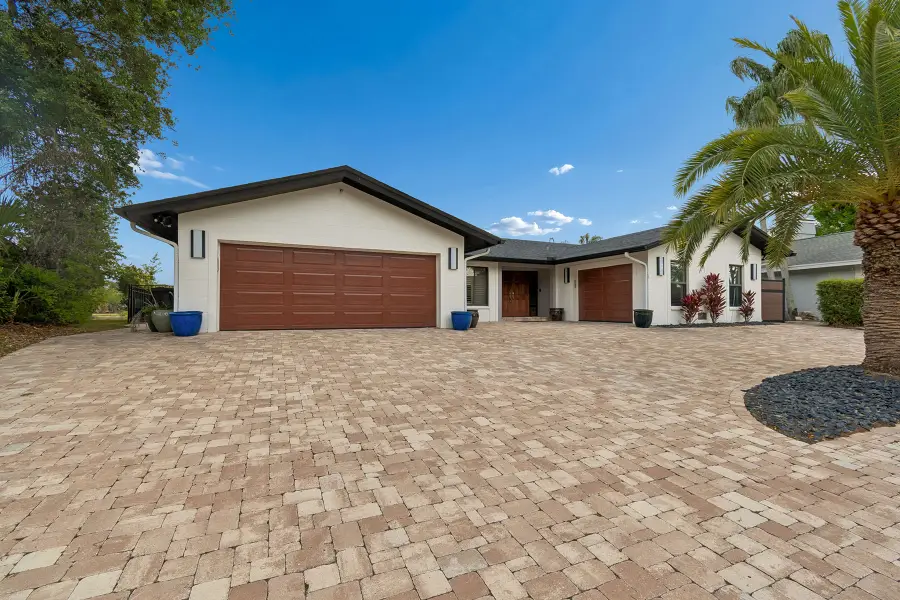 4213 Saltwater Boulevard, Tampa, FL 33615 - #2