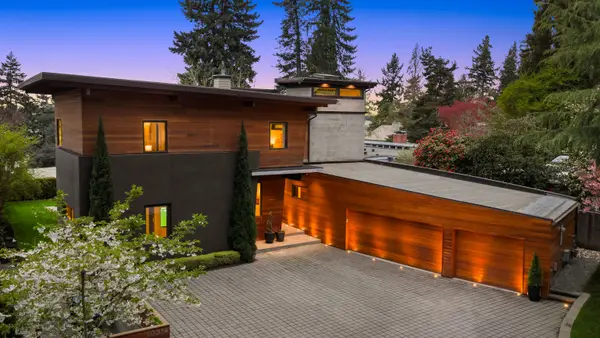 10314 SE 25th Street, Bellevue, WA 98004