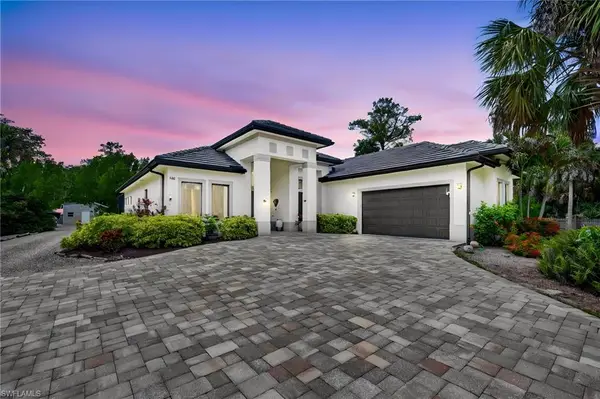 163 19th Street Nw, Naples, FL 34120