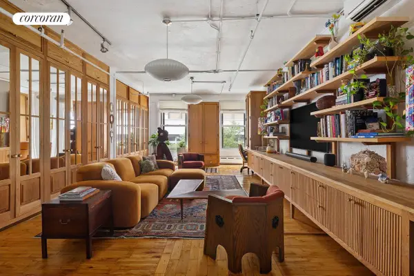 325 W 16th Street #3W, Manhattan, NY 10011