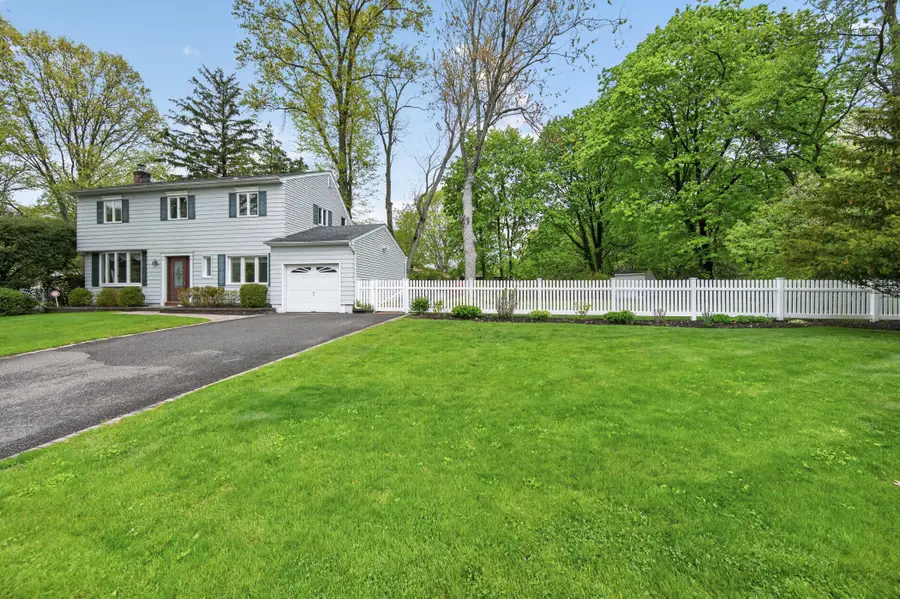 1 Tufts Place, Greenlawn, NY 11740 - #2