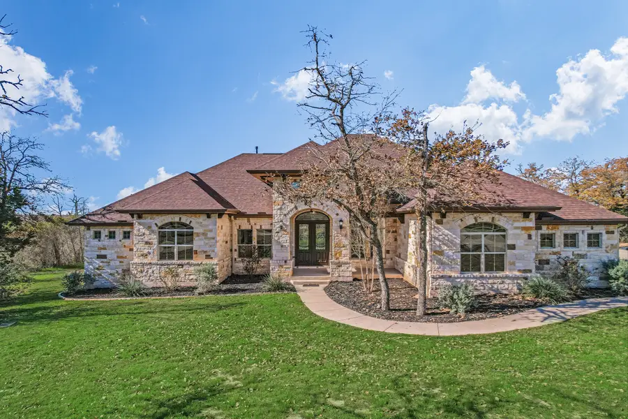 121 Wagon Gap Ct, Bastrop, TX 78602 - Image #2