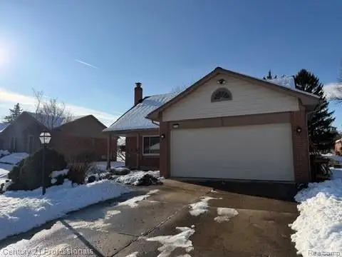 2132 Winchester Road, Rochester Hills, MI 48307 - #2