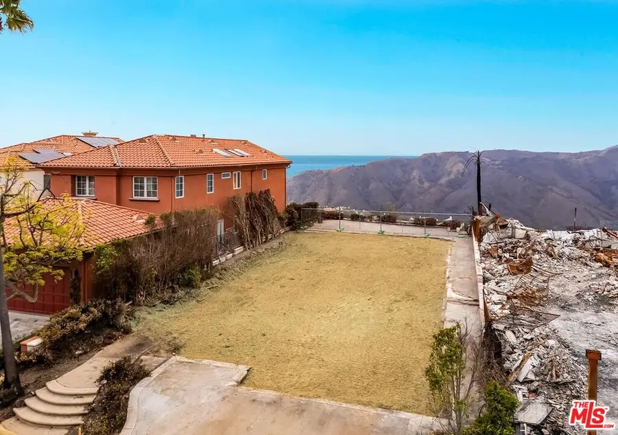 1648 Chastain, Pacific Palisades, CA 90272 - #2