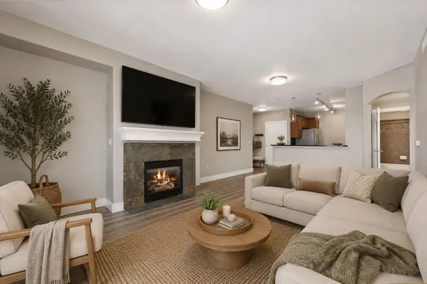 9039 E Panorama Circle #C201, Englewood, CO 80112