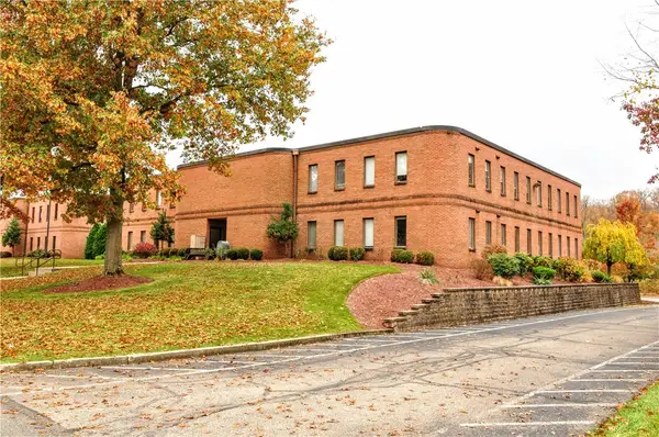 2550 Boyce Plaza Rd, Pittsburgh, PA 15241