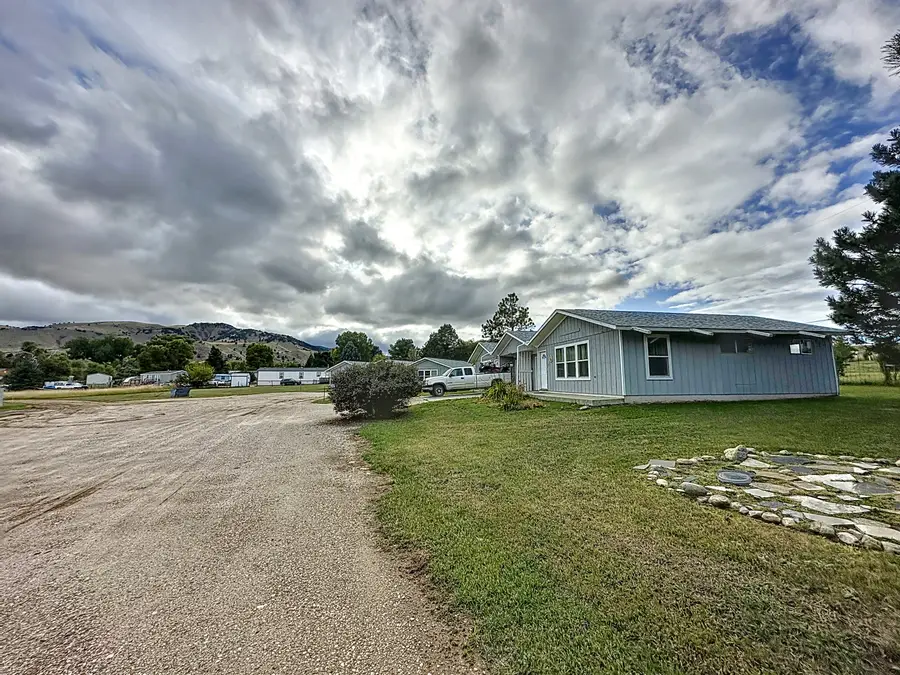 8935 W Us Hwy 16 #1-4, Buffalo, WY 82834 - #3