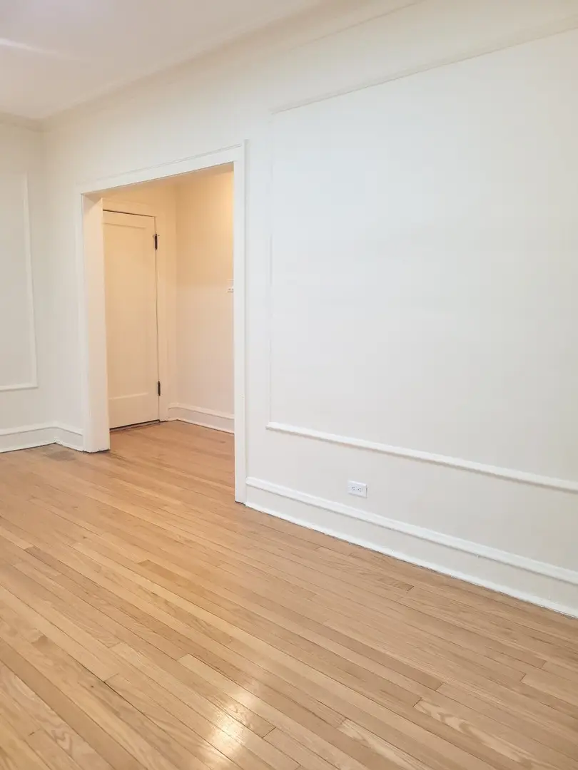 2336 E 68th Street , 2, Chicago, IL 60649 - #3