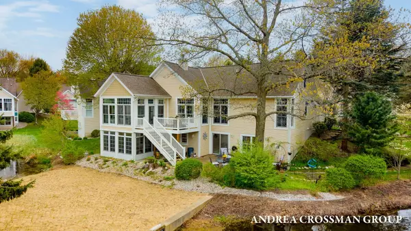 1013 Pebble Stone Court, Holland, MI 49424