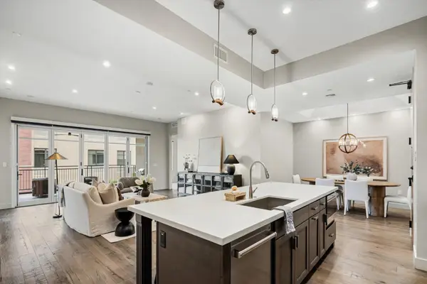 4240 W Coneflower Lane, San Tan Valley, AZ 85144