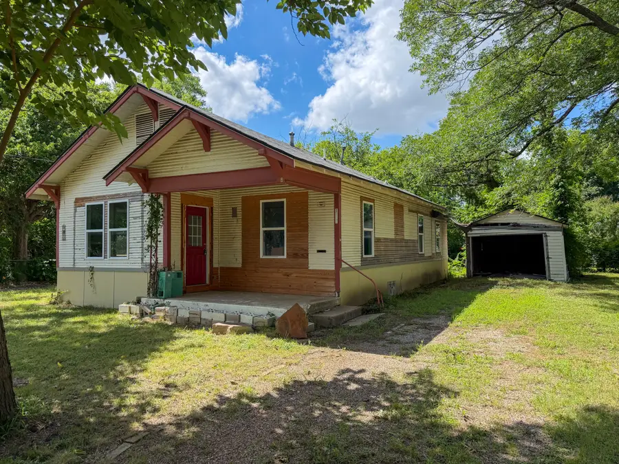 1617 E College Street, Sherman, TX 75090 - #3