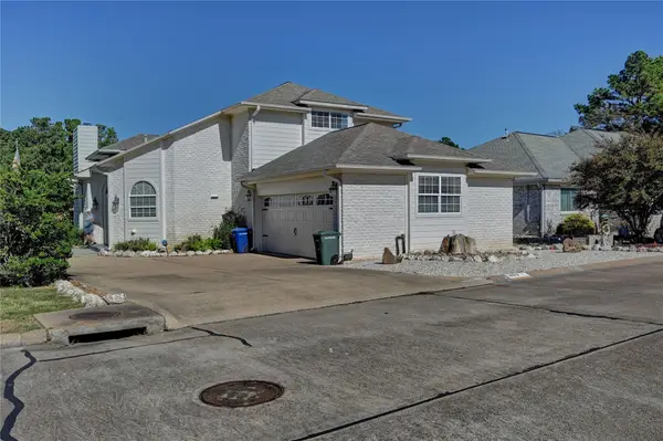 1409 West Lake Shores Circle N, Huntsville, TX 77340