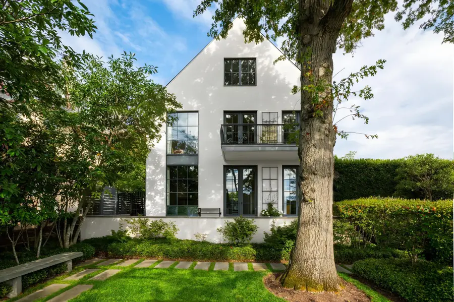 5431 Potomac Ave Nw, Washington, DC 20016 - #3