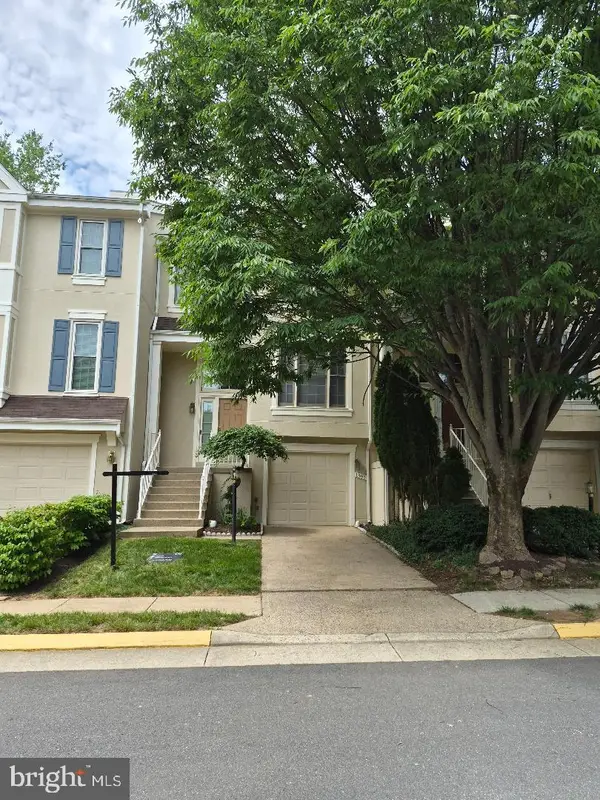 1303 Park Garden Lane, Reston, VA 20194