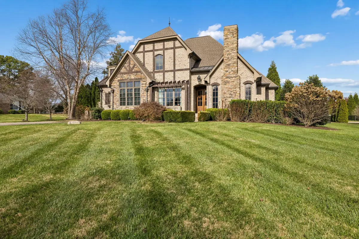9126 Old Smyrna Rd, Brentwood, TN 37027 - #1