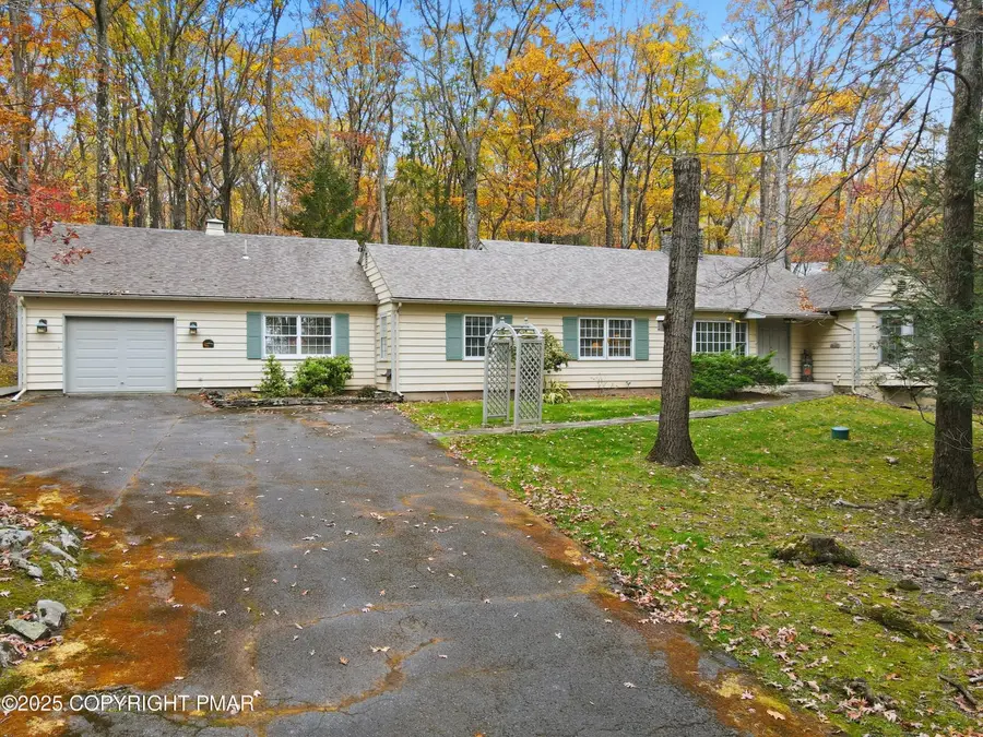519 Pheasant Lane, Buck Hill Falls, PA 18323 - #2