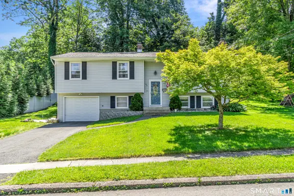 40 Bayberry Drive, Wallingford, CT 06492