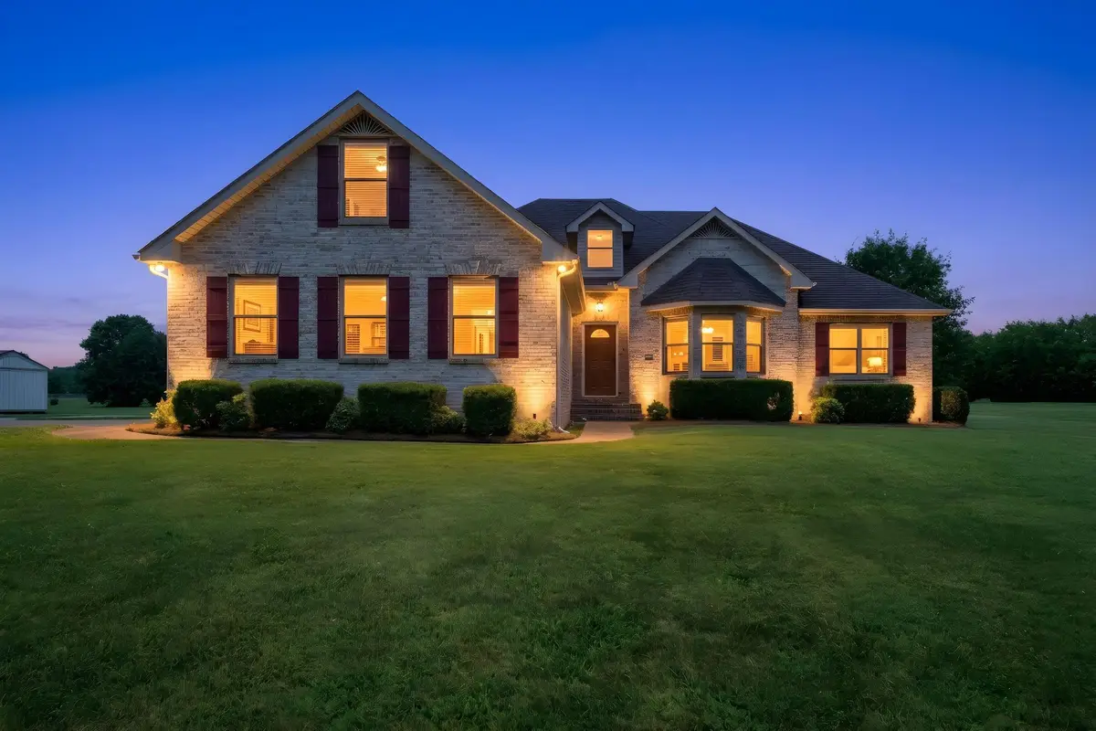128 Deshea Creek Rd, Gallatin, TN 37066 - #1