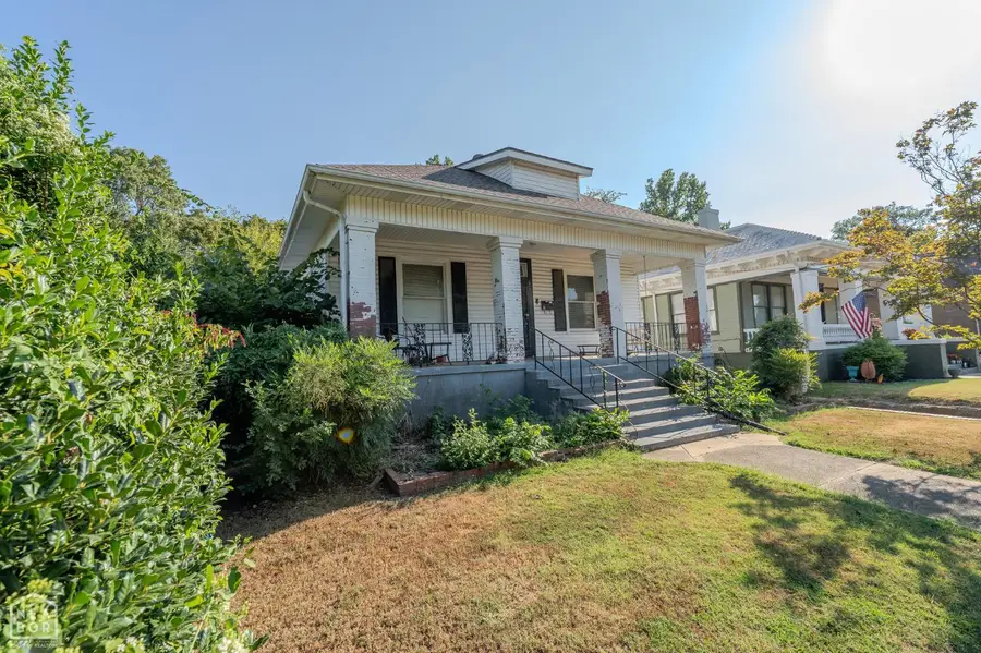 517 Warner Avenue, Jonesboro, AR 72401 - #2