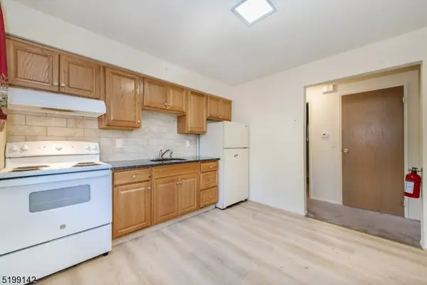 685 Van Houten Ave #3, Clifton City, NJ 07013