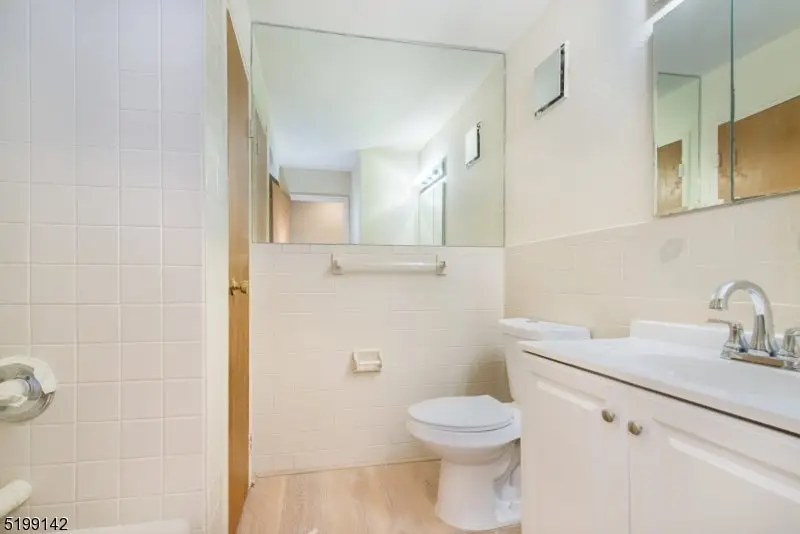 685 Van Houten Ave #3, Clifton, NJ 07013 - #2