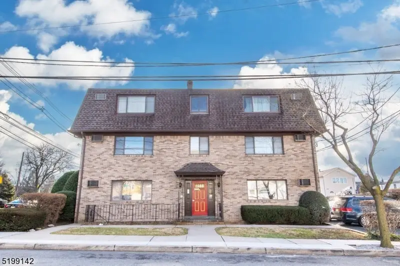 685 Van Houten Ave #3, Clifton, NJ 07013 - #3