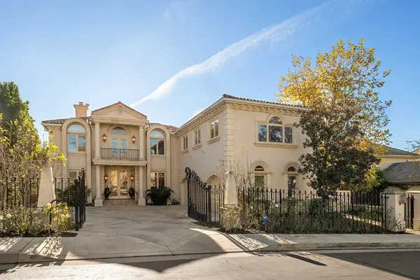 11740 Wetherby, Los Angeles, CA 90077