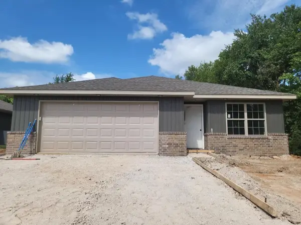 1684 Ridgemont Avenue, Monett, MO 65708