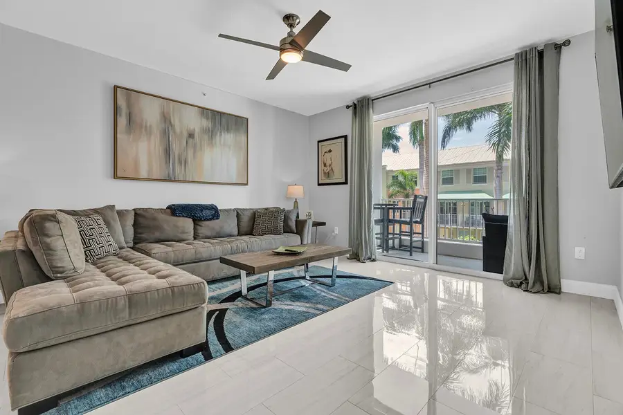 802 W Windward Way #217, Lantana, FL 33462 - #2