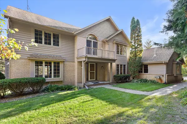S57W29537 Saylesville Rd, Genesee, WI 53189