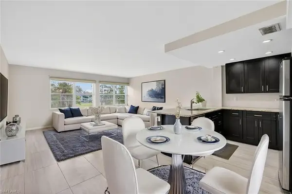 1084 Forest Lakes Drive #7205, Naples, FL 34105